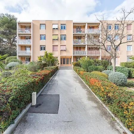 Les Elfes Apartment
