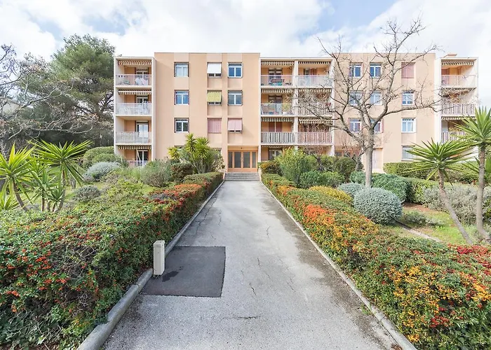 Les Elfes Apartment